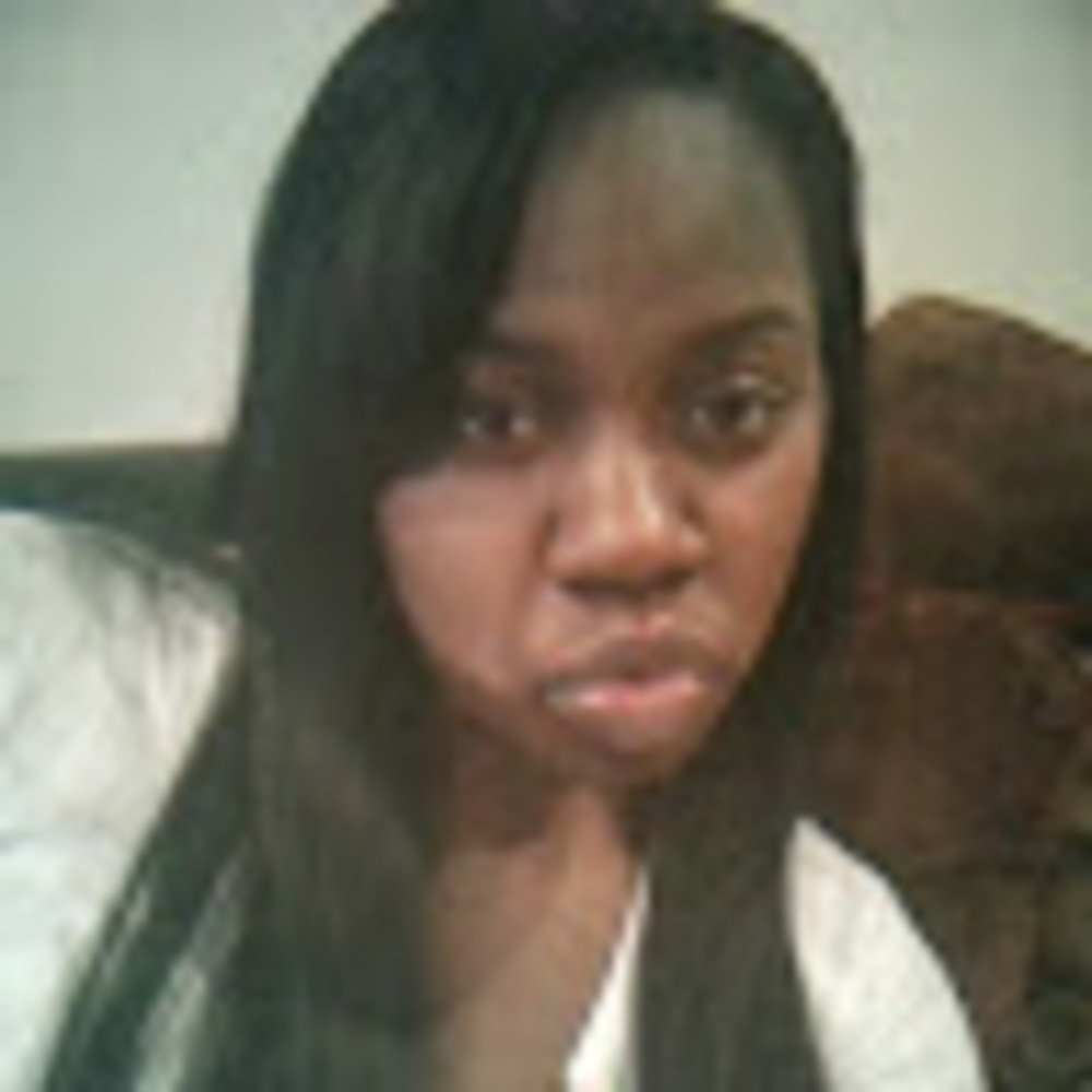 Meet your Posher, Alicia